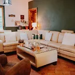 Villa Le Baccara Lodge, Véritable Maison De Famille Avec Piscine Et Parc *