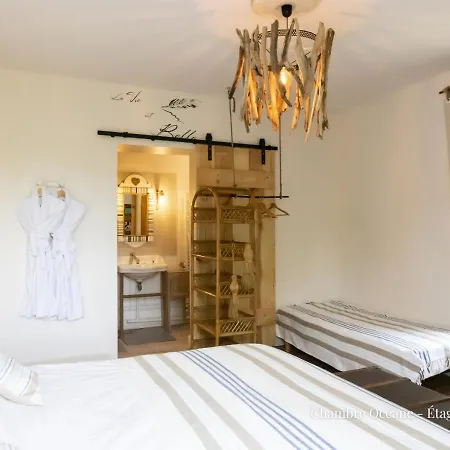Le Baccara Lodge, Veritable Maison De Famille Avec Piscine Et Parc Vila