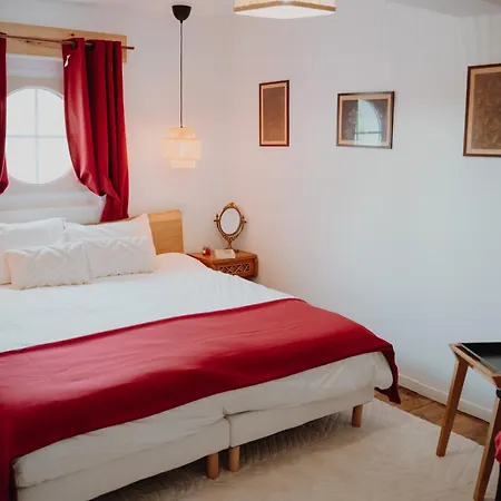 Vila Le Baccara Lodge, Veritable Maison De Famille Avec Piscine Et Parc *