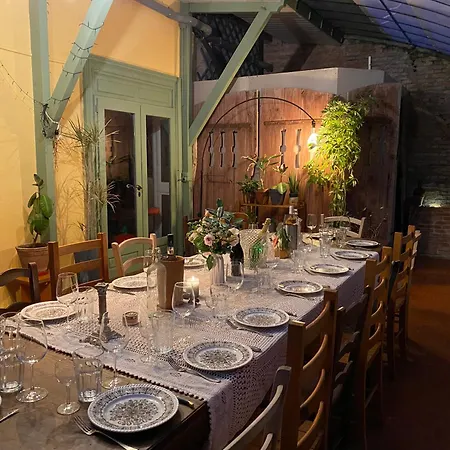 Le Baccara Lodge, Veritable Maison De Famille Avec Piscine Et Parc Vila