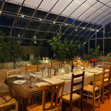 Le Baccara Lodge, Veritable Maison De Famille Avec Piscine Et Parc