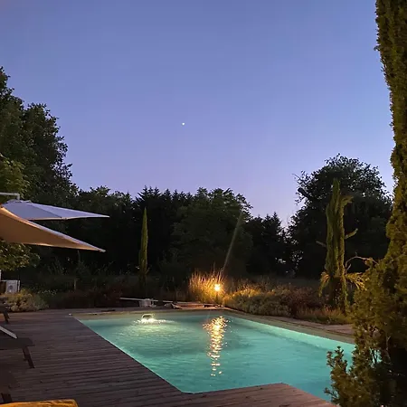 Le Baccara Lodge, Veritable Maison De Famille Avec Piscine Et Parc Arengosse
