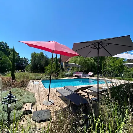Le Baccara Lodge, Veritable Maison De Famille Avec Piscine Et Parc Vila *
